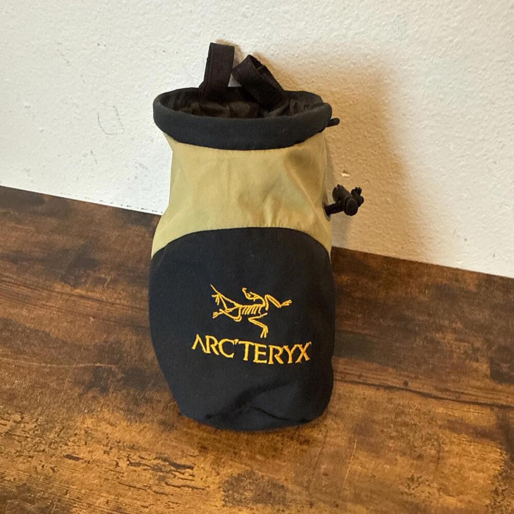 Arc’teryx Chalk Bag – Made in Canada – Rare Gold Embroidery – Two‑Tone Black/Tan